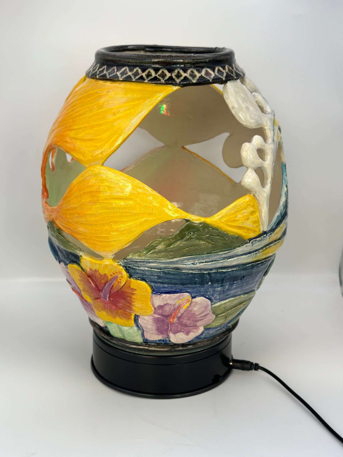 Hibiscus Wave Lamp Vase